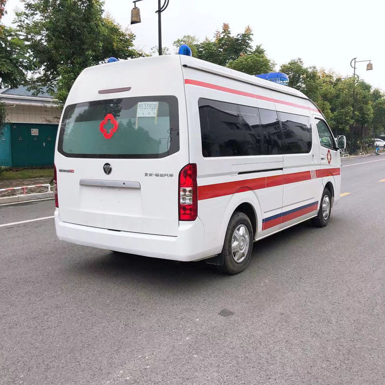 新快运柴油中轴中顶救护车