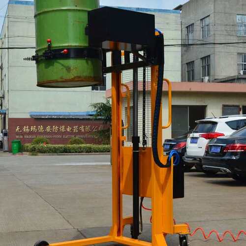 辉派工业气动油桶翻转车DA500载重500kg油桶翻转