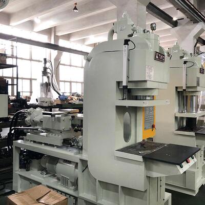 厂家供应HC-350MOCF立式注塑机一体成型式注塑机非标可定