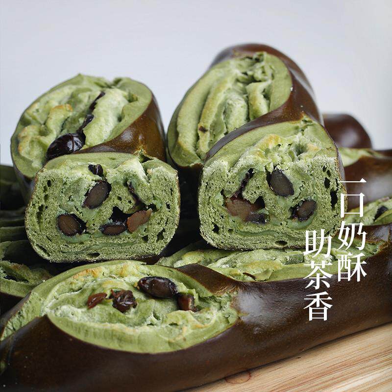 抹茶黑芝麻碱水棒面包碱水