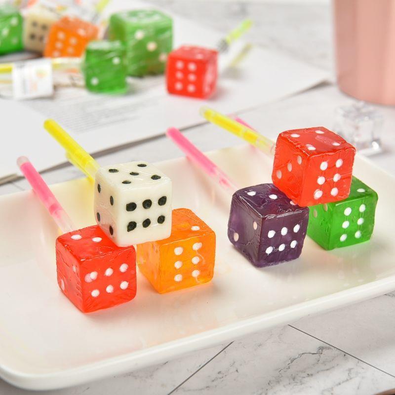 骰子棒棒糖儿童创意造型糖果色子塞子甩子水果味硬糖奖励孩子零食