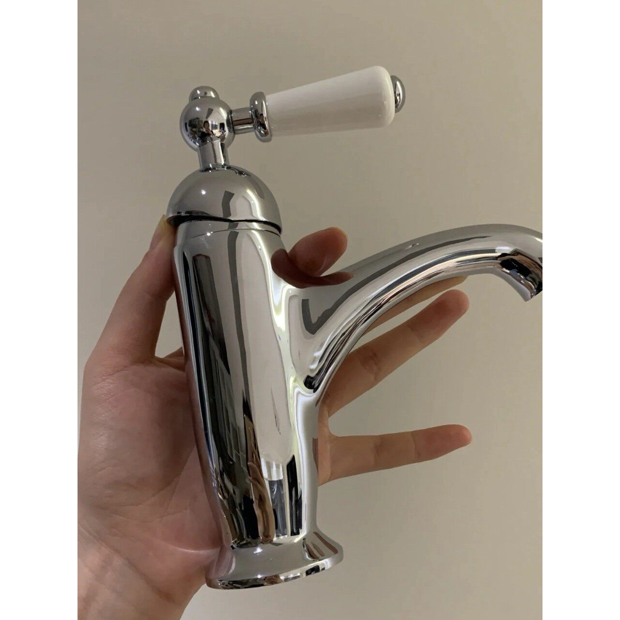 新款出口英国银色法式覆古全铜冷热水龙头金色陶瓷手柄面盆水龙头