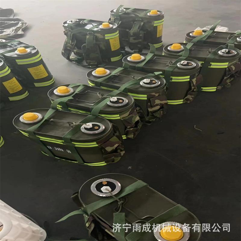 带橡胶软管连接加油枪 单人消防加油器 森林背负式加油器图片