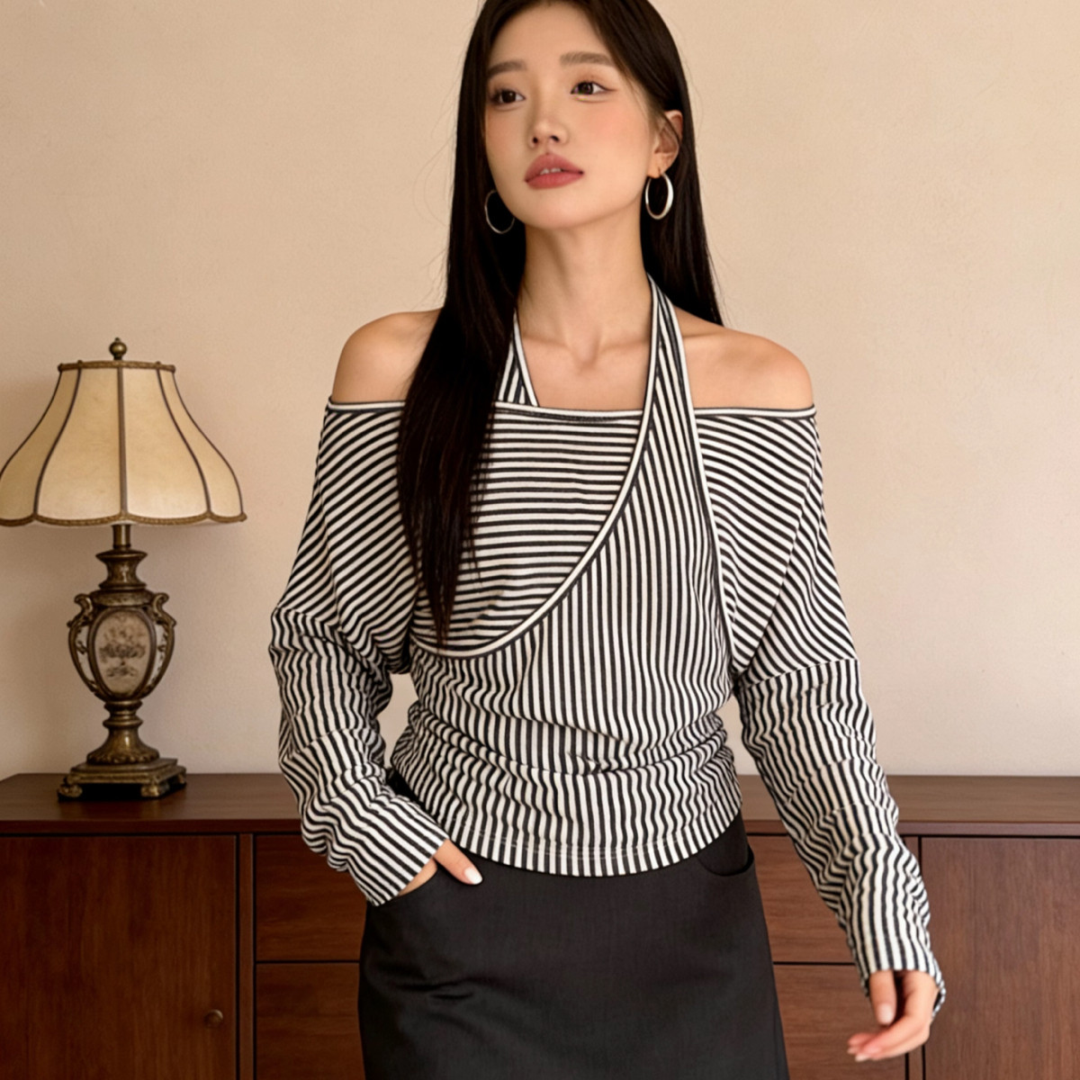 ZY GODDESS-版ins时尚博主风设计感挂脖漏肩条纹气质长袖T桖小衫