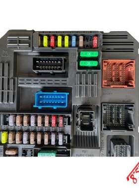 保险丝盒BSI 9819851480适用1.2雪铁龙C4 Picasso DS3标致308 208