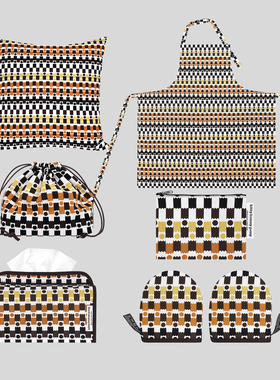 KBP Pinking Dot 手拿包 可爱 蓝色 小熊 福袋 靠枕套 欧美时尚