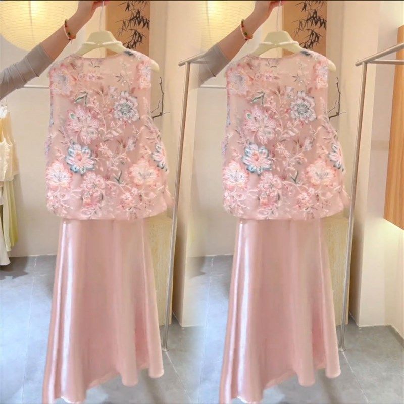 2025夏季网红新款新中式套装裙女国风重K工刺绣亮片显瘦百搭两件,女装/女士精品,时尚套装,淘宝优惠券,粉丝福利购,淘宝优惠卷