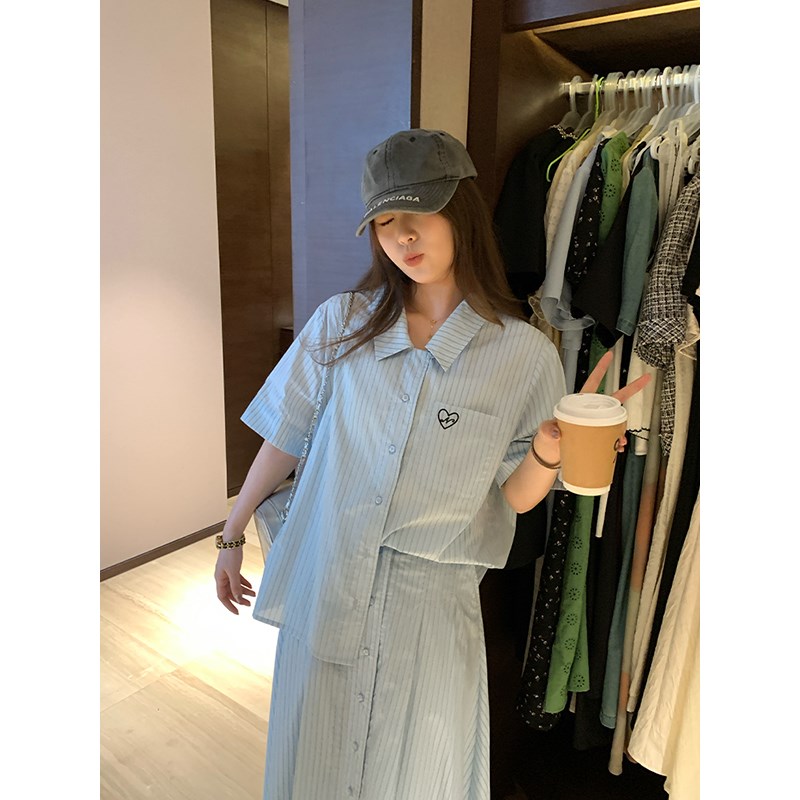 NAZ那子大码2024夏季新款绣花条纹衬衫减龄气质半裙胖mm休闲套装