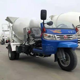 混凝土水泥2立方小型搅拌车卸料方便的农用五轮搅拌车常柴32马力