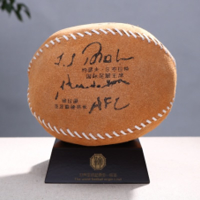 好客山东 蹴鞠古代蹴踘球足球起源地文化创意礼品淄博临淄蹴鞠