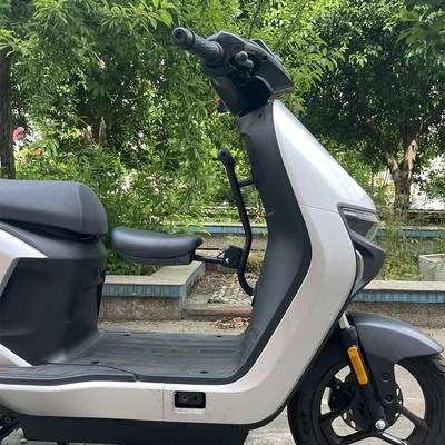 适配九/号Mzmix电动车仪表盖后尾架手机支架后备箱双撑MZ改装配件