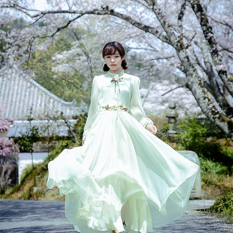 法式气质新款设计感港风复古夏季女装宫廷绣花飘逸长裙雪纺连衣裙