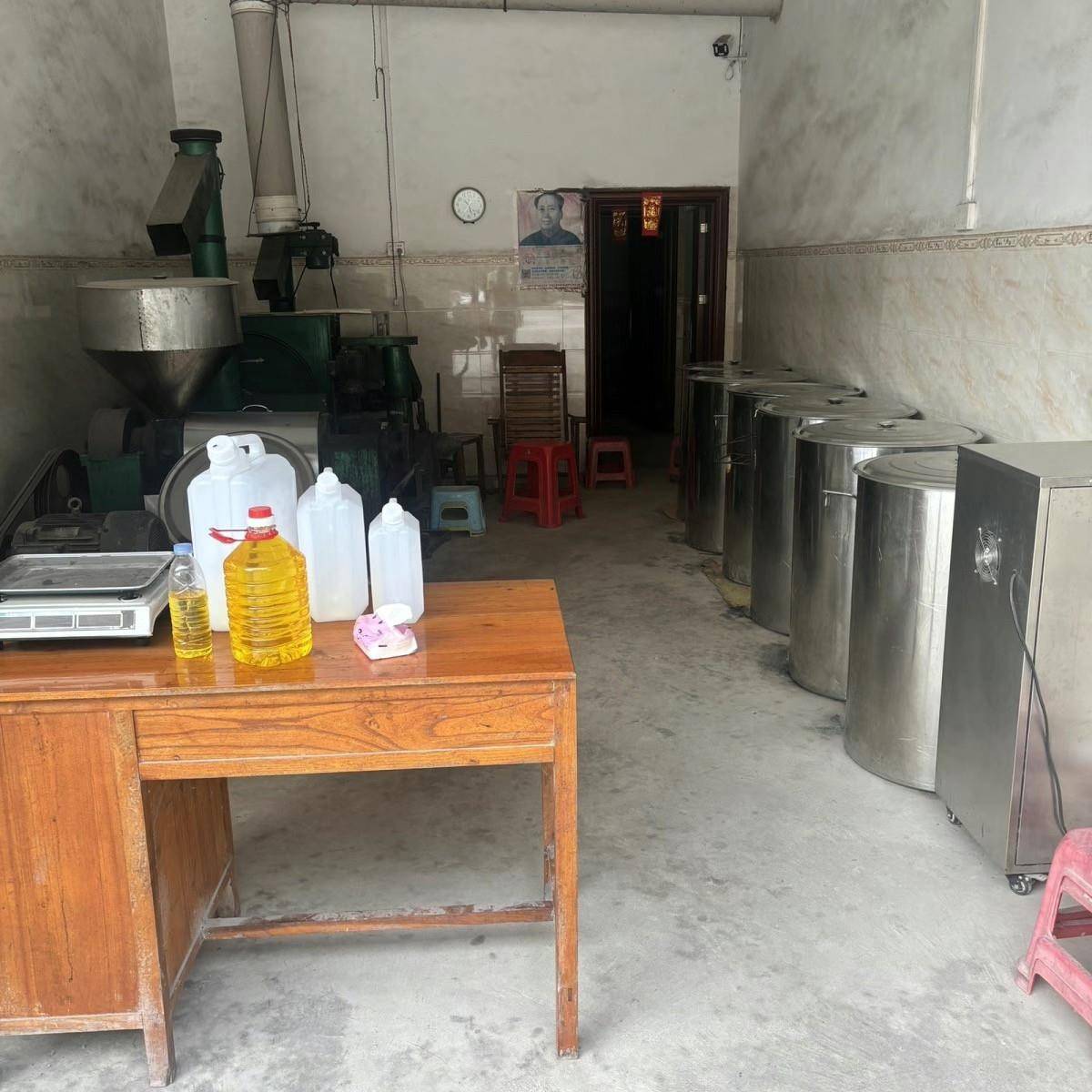 现货广西花生油农家自榨纯正食用油物理压榨正宗浓香花生油