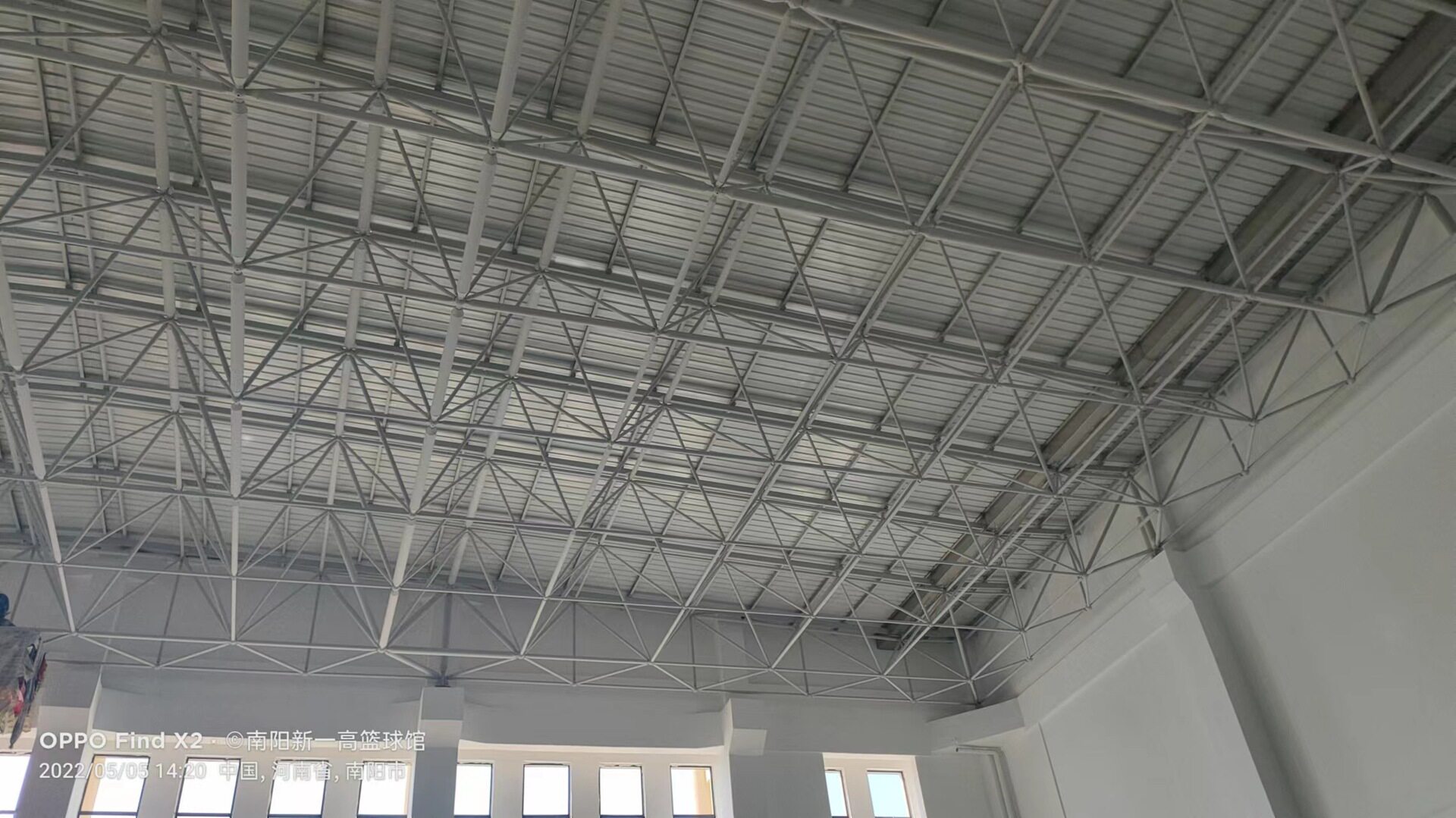 屋面螺栓球网架工程承建加工安装