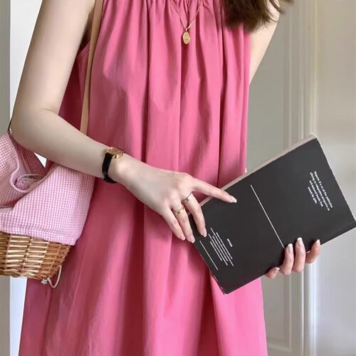 度假风树莓粉无袖吊带连衣裙女夏季法F式高级感显白背心A字长裙子