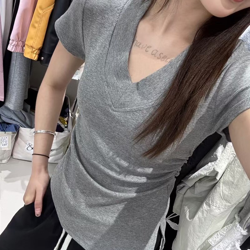 元熙7004夏季新款韩版简约风V领收腰设计短袖T恤女修身显瘦上衣潮