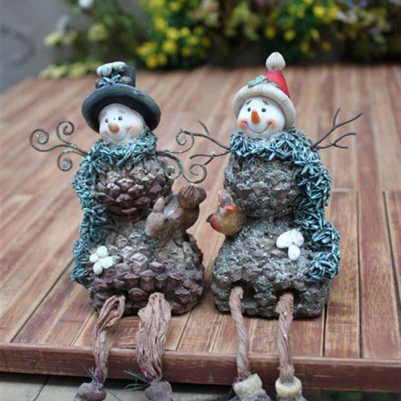 外贸树脂美式乡村树脂松果立体圣诞节雪人吊脚娃娃情侣工艺品摆件