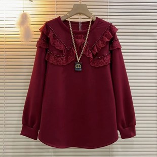 胖mm长袖 冬季 宽松洋气显瘦上衣 女装 荷叶领蕾丝拼接卫衣遮肉大码