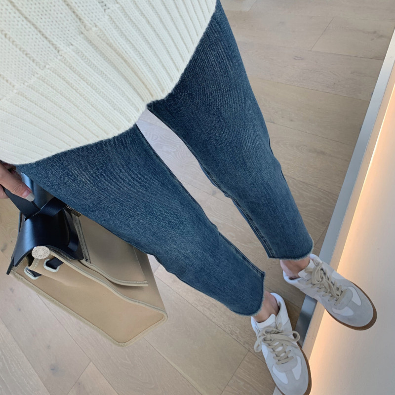 孕妇裤子春秋款外穿直筒牛仔裤小个子打底大码烟管长裤女春季春装