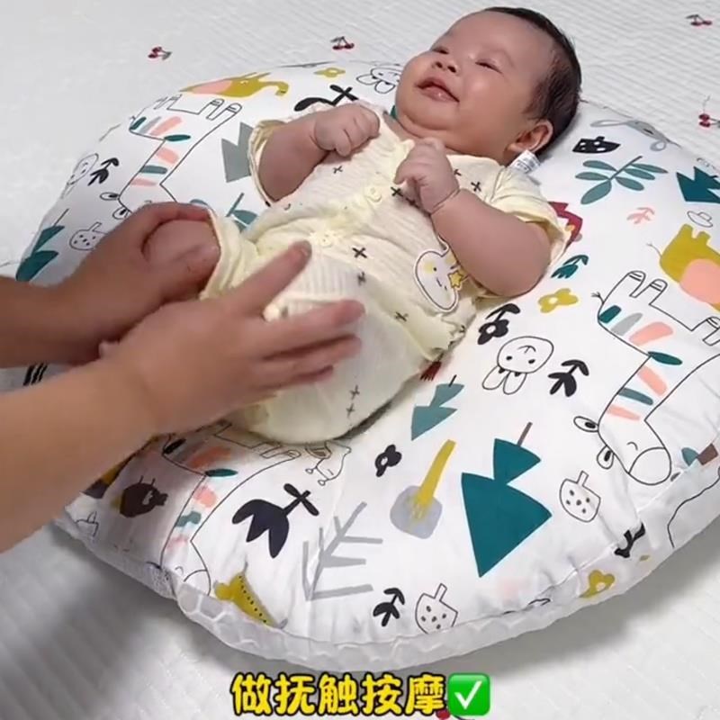 斜坡枕婴儿防吐奶哺乳枕头垫夏季防呛奶新生儿防胀气神器斜坡靠垫