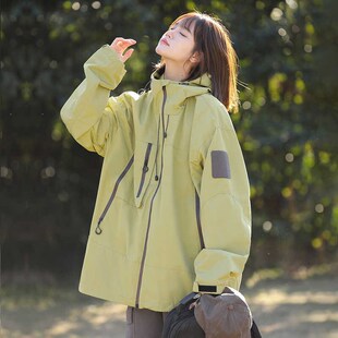 小个子冲锋衣女2024新款秋冬季工装外套男宽松美式棒球服情侣风衣