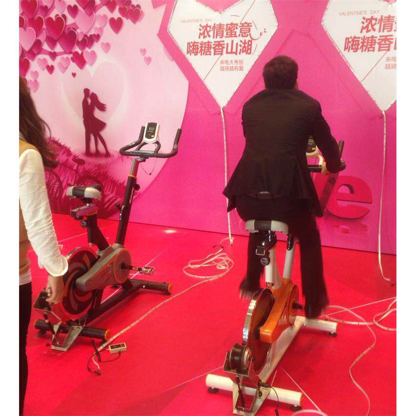 健身发电车健身车发电机自行车健身脚踏手摇发电器材游戏道具