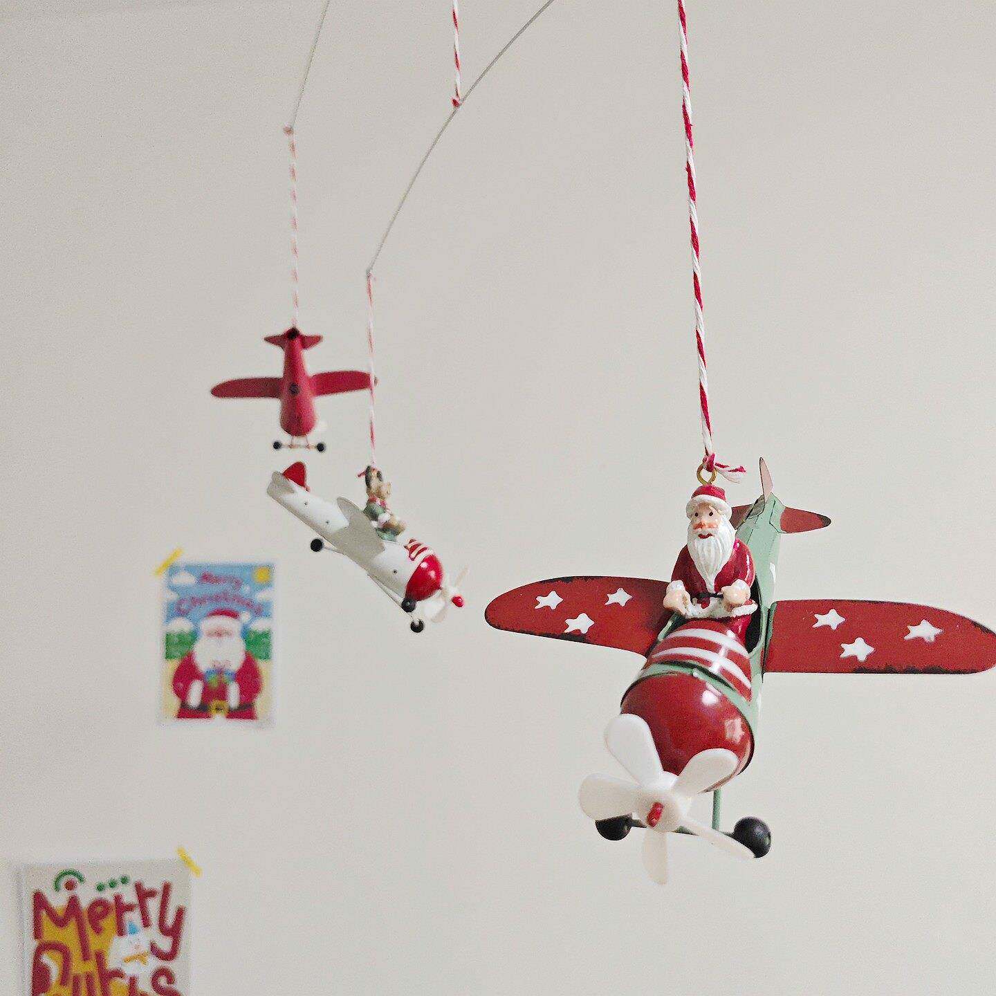 圣诞老人飞机空中动态平衡吊饰儿童房装饰挂件圣诞节礼物氛围装饰