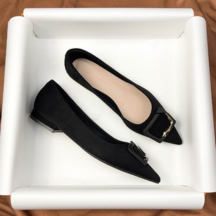 加绒平底鞋 2024年春秋新款 女职业不累脚 女浅口单鞋 黑色尖头工作鞋