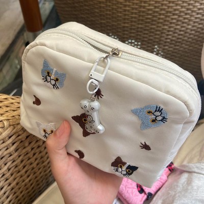 刺绣猫咪化妆包便携式外出大容量旅行轻便2024新款洗漱包可爱小号