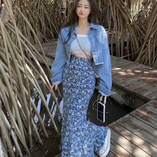 夏季新款高腰显瘦碎花鱼尾半身裙夏天配T恤N小个子遮胯复古长裙子