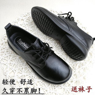 春秋低跟皮鞋黑色休闲包鞋系带妈妈鞋子软底防滑中年妇女鞋不累脚