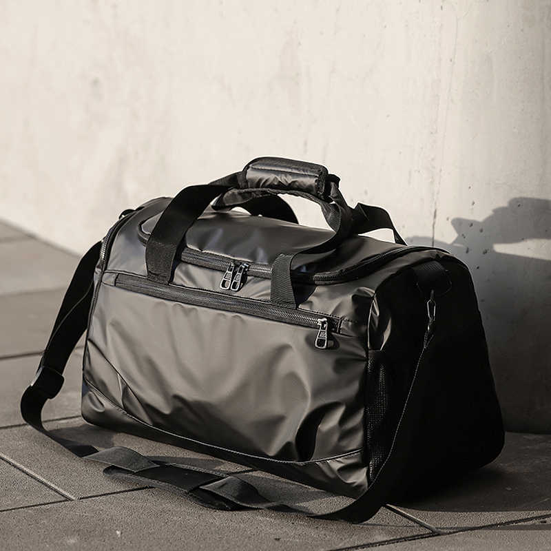 男士大容量出差旅行包干湿分离