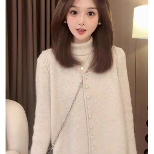 法式温柔风气质背心连衣裙女秋冬季新款设计感慵懒宽松显瘦长裙子