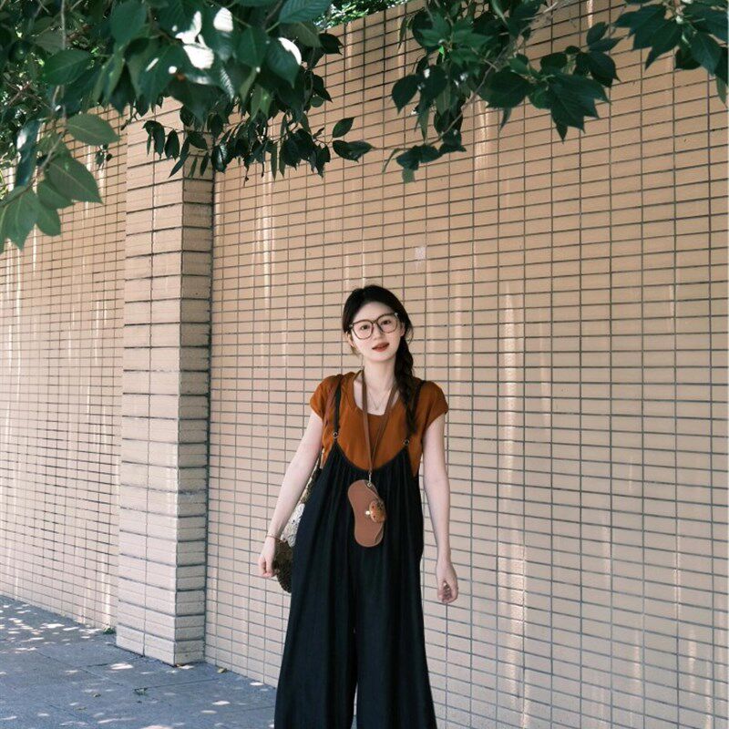 大码胖mm夏季搭配一整套女装洋气减龄正肩短袖T恤黑色背带裤套装