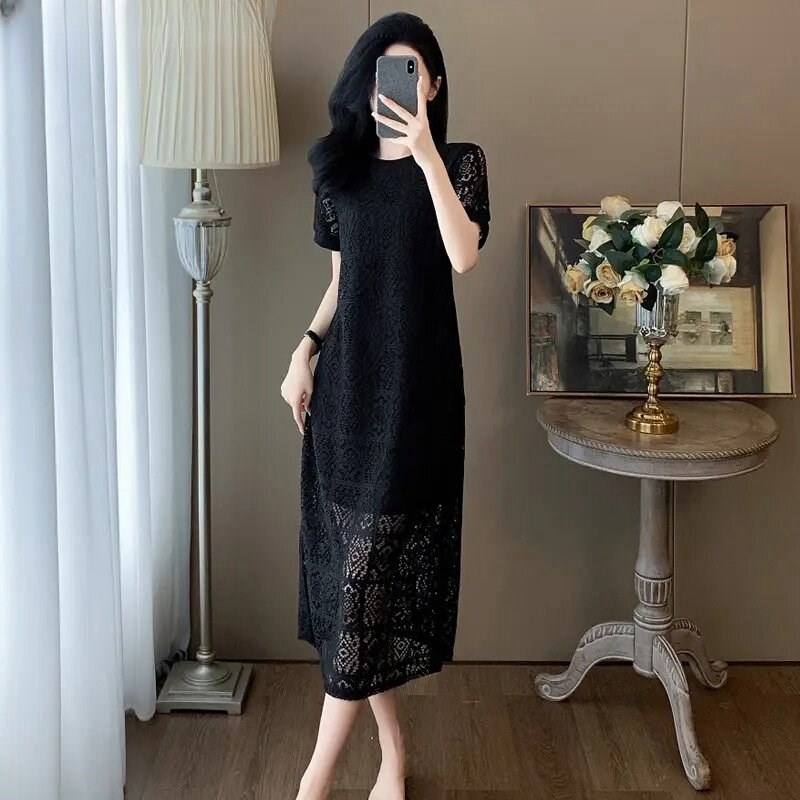 高级感黑色镂空蕾丝连衣裙女士2025夏季大码宽松遮肚显瘦欧货裙子