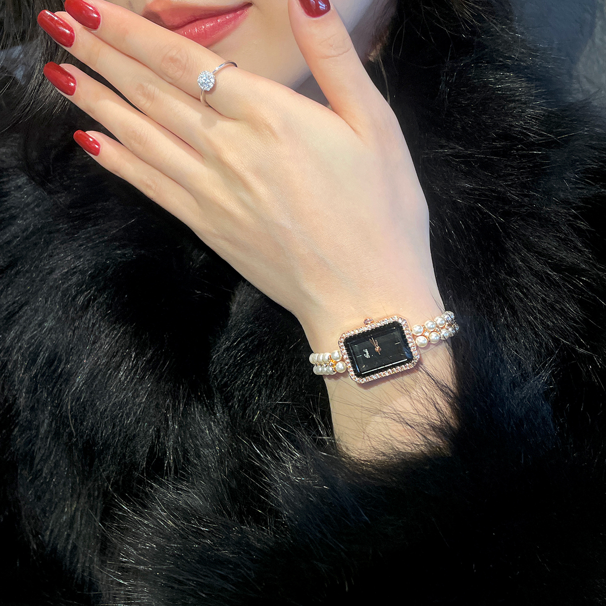 手链式方糖手表女职场2024新款表女款高级正品轻奢女士机械女表金