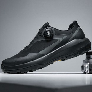 网面休闲运动鞋男跑步减震轻便软底超轻黑色春夏季2025新款男鞋