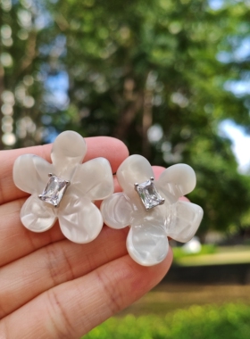 【立体花瓣】耳钉氛围感两戴醋酸方糖耳环气质温柔耳环高级感耳饰