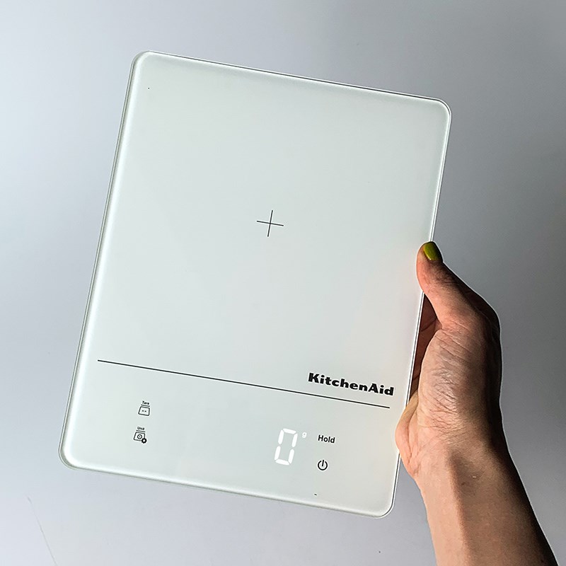 Vv小丸家 进口家用防水电子称1G克精准商用烘培秤 触控款