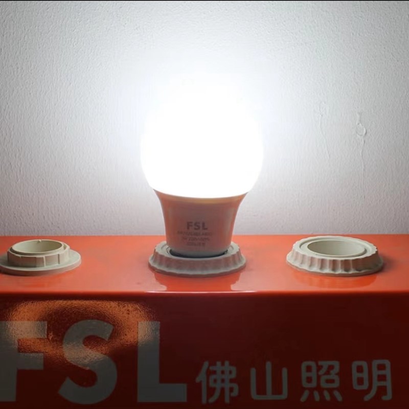 优选照明LED球泡7WlE27节能灯泡家用光源暖白黄光6500K4000K3000.