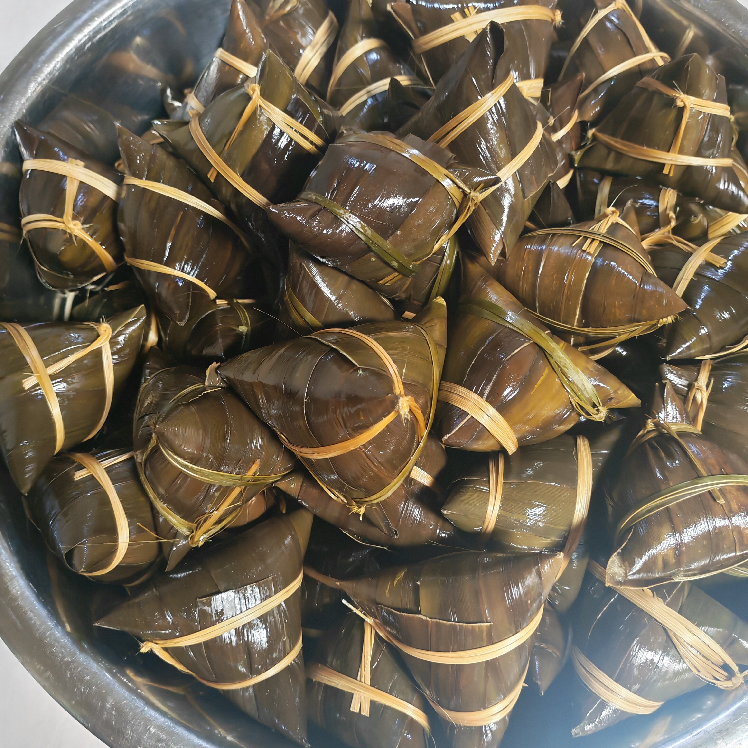 广西鲜肉粽博白簕古假篓粽碱水粽农家羊角粽子早餐加热即食端午粽