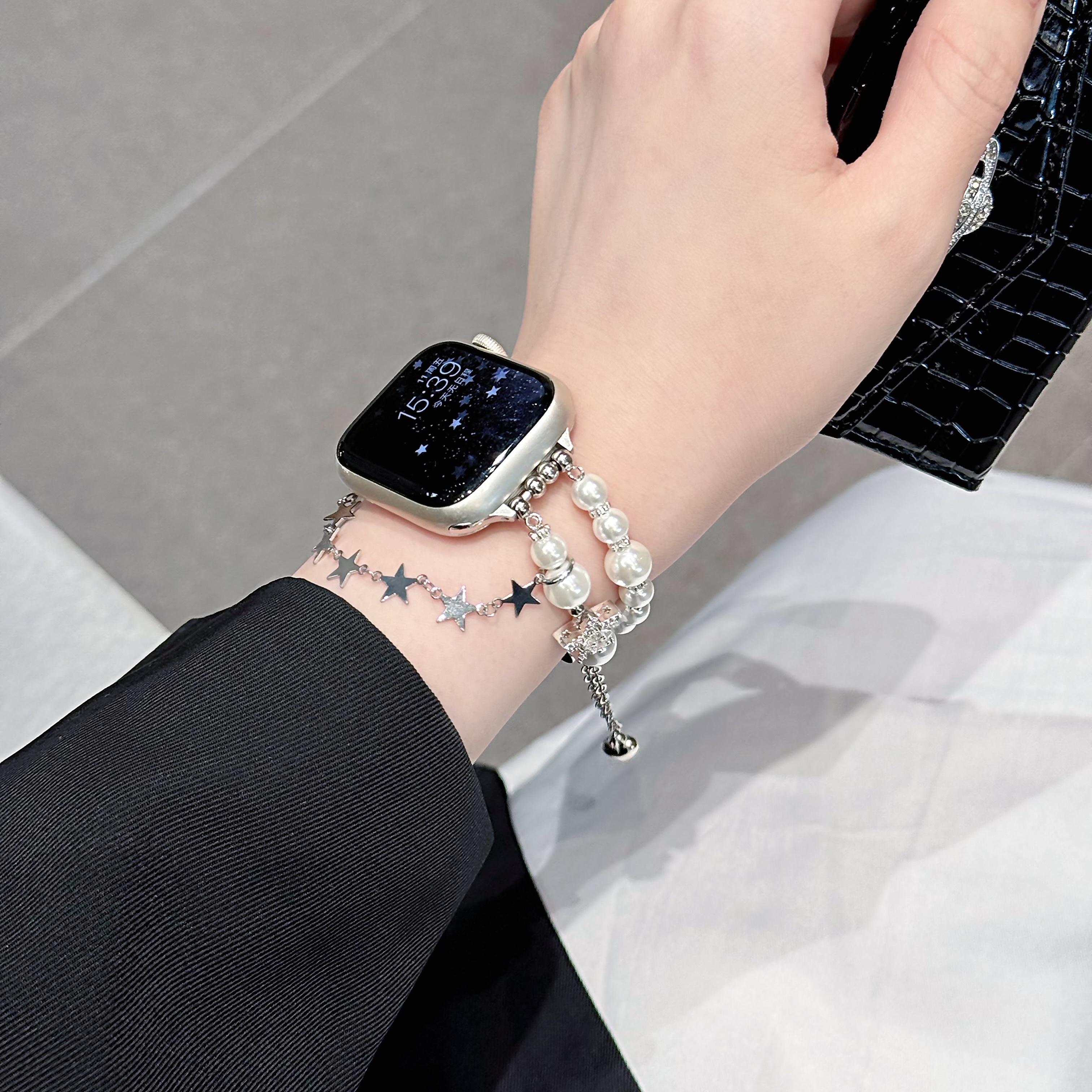 适用于iwatch10手表表带星星表链apple watch9/8/7/6/5/4/se通用金属伸缩华为10小米9/8替换表带nfc通用学生