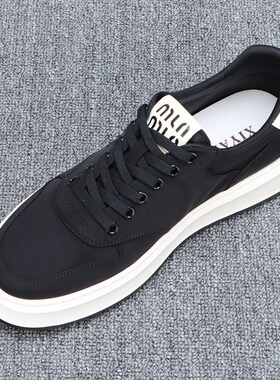 夏季透气布鞋男2025r新款潮流百搭男士休闲鞋轻便软底系带低帮板