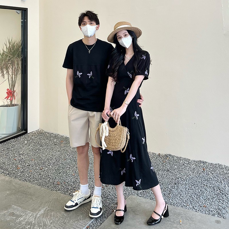 情侣装夏季一裙一衣碎花设计感小众海边G度假2025新款潮流你衣我