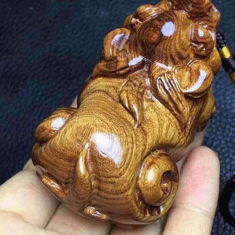 黄花梨木雕d手把件貔貅手工实木雕刻可把玩可摆件的工艺礼品摆饰