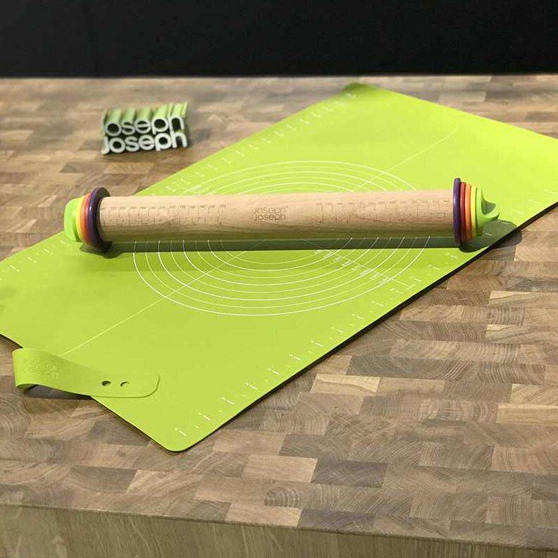 甄选英国 巧妇滚轴擀面杖 擀面棍 烘焙工具面包擀 面垫刻度可调