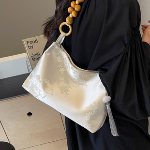 新中式 大容量通勤水桶包手提单肩腋下包 国风包包女202s5新款 夏季