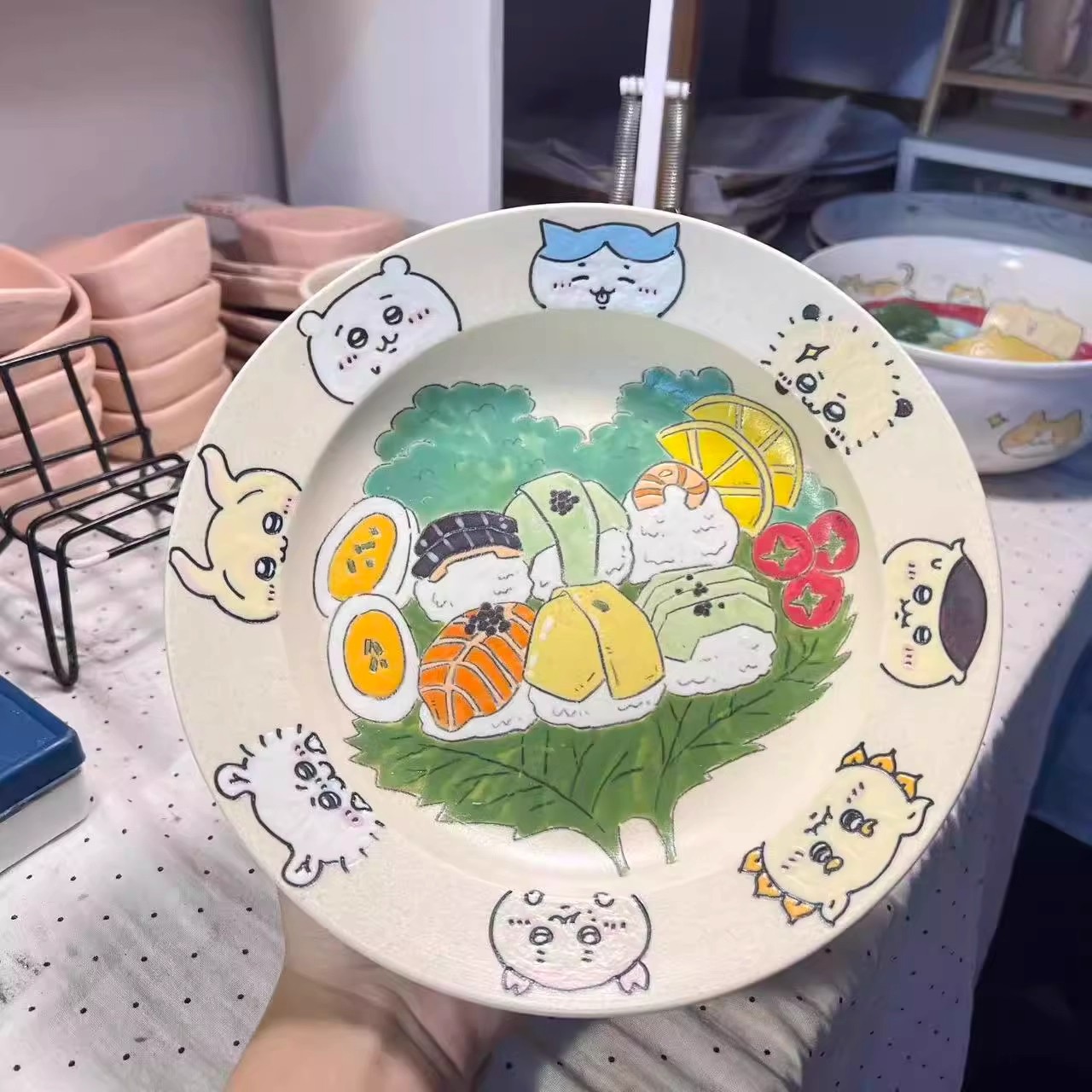 chiikawa吉伊卡哇全员限定陶瓷盘