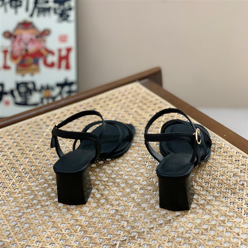 仙女风粗跟凉鞋女2025新款夏y季小众简约方头交叉细带一字带高跟,女鞋,一字带凉鞋,淘宝优惠券,粉丝福利购,淘宝优惠卷