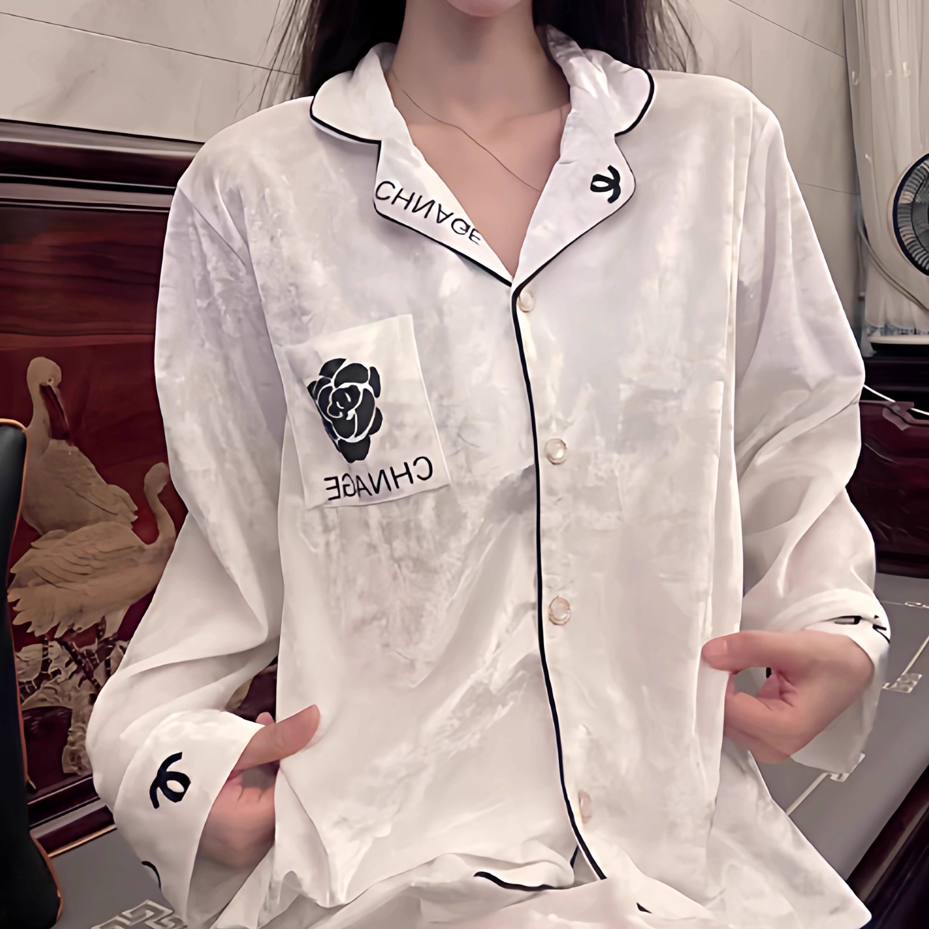高级感睡衣女款秋冬季2025新款轻奢刺绣金丝绒保暖胖mm家居服套装